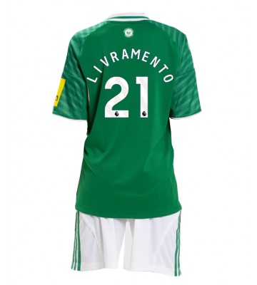 Newcastle United Tino Livramento #21 Bortaställ Barn 2025-26 Kortärmad (+ Korta byxor)